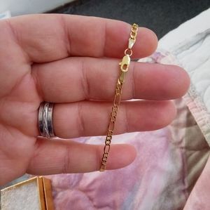 Figaro bracelet,3.5mm.  is Real gold 10k  8 " long